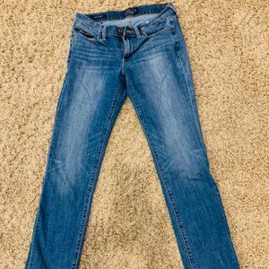 **LUCKY Brand Jeans!!**